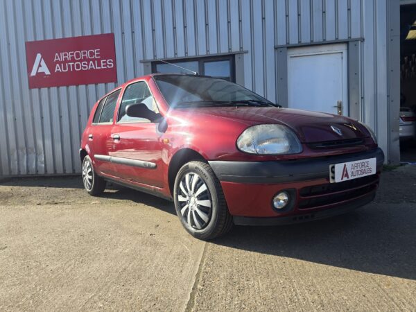 Renault Clio RT