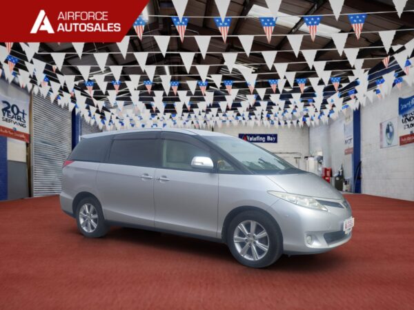 Toyota Estima Auto